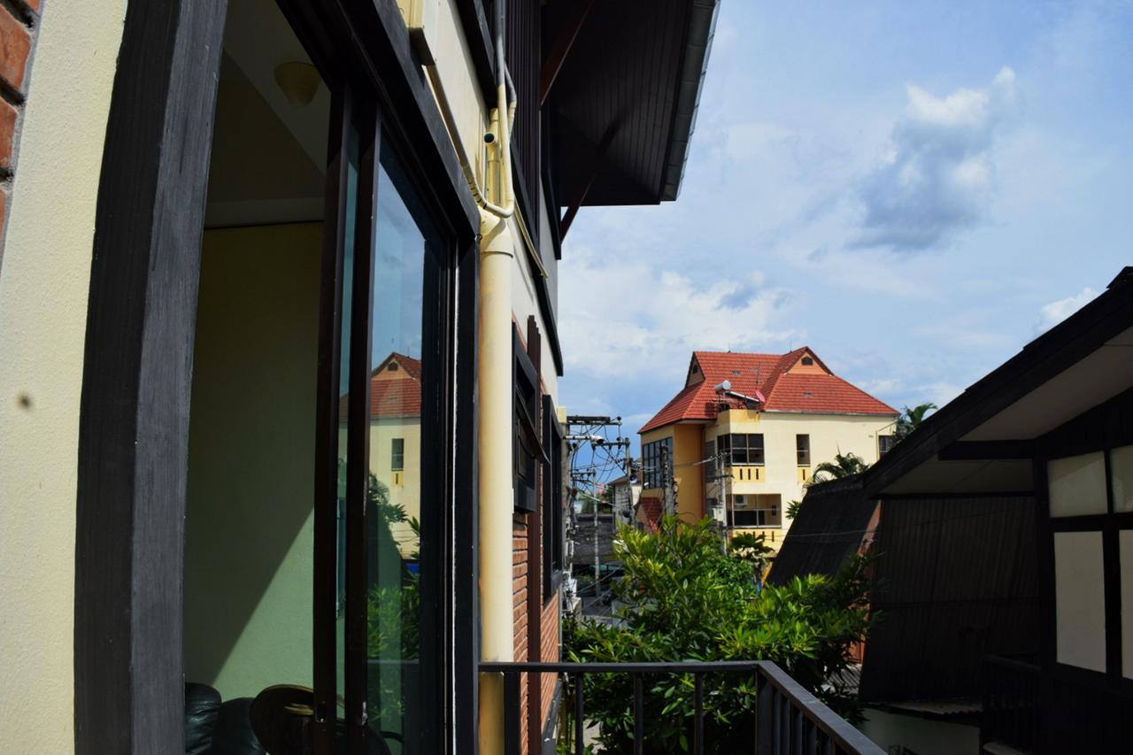 Room To Let Chiang Mai Bagian luar foto