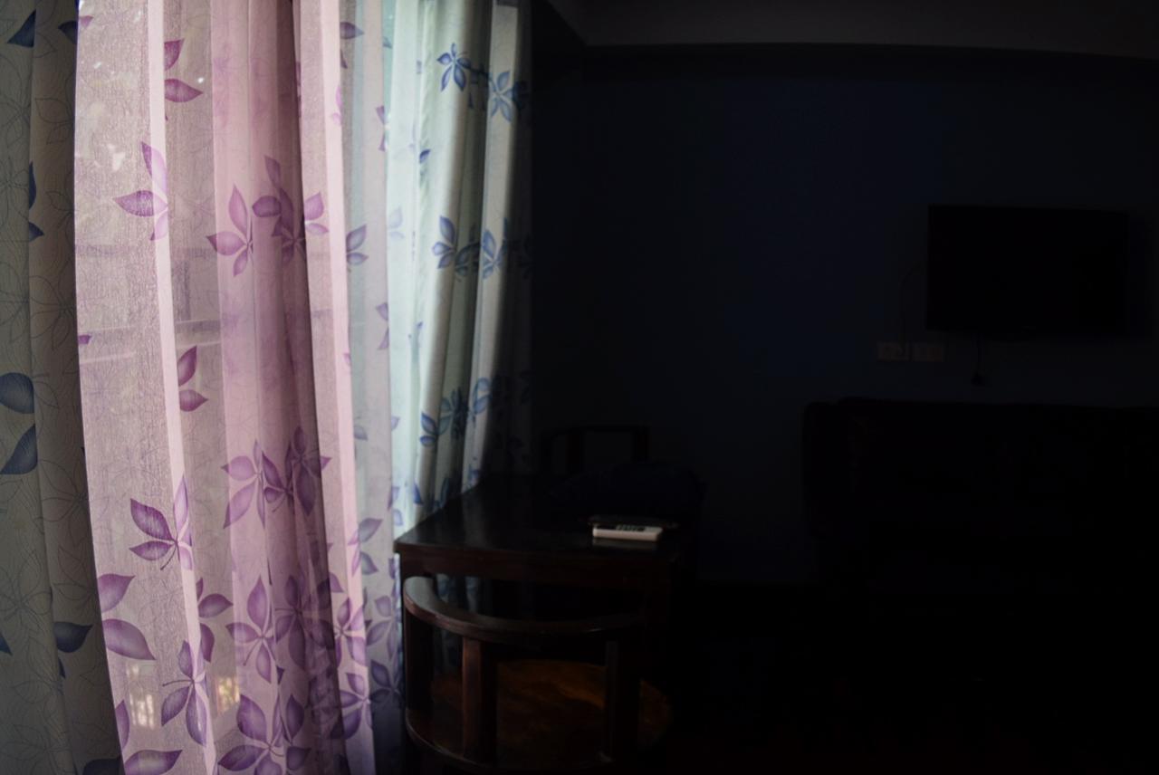 Room To Let Chiang Mai Bagian luar foto