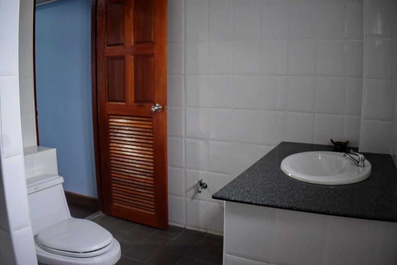 Room To Let Chiang Mai Bagian luar foto