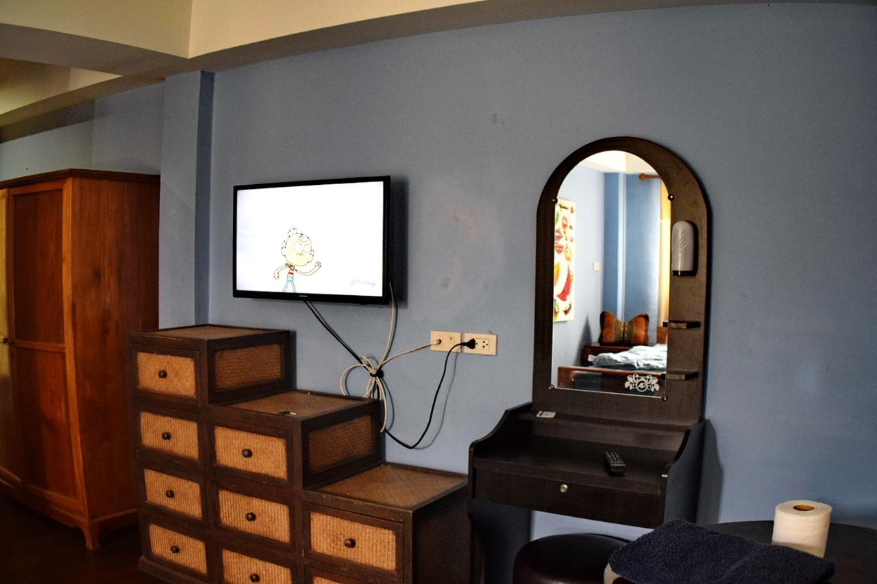 Room To Let Chiang Mai Bagian luar foto