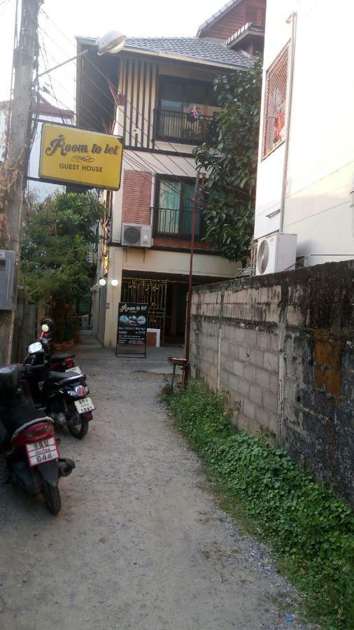 Room To Let Chiang Mai Bagian luar foto
