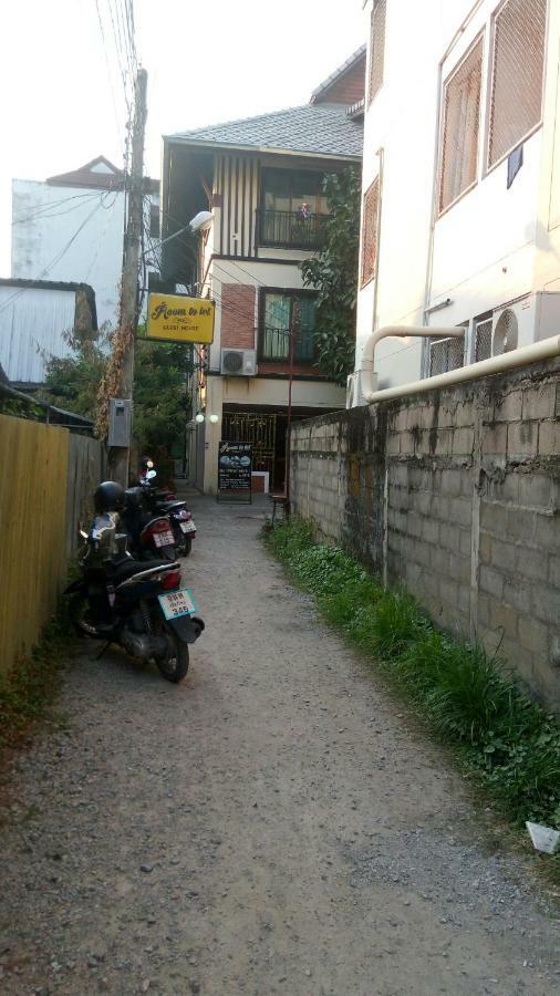 Room To Let Chiang Mai Bagian luar foto