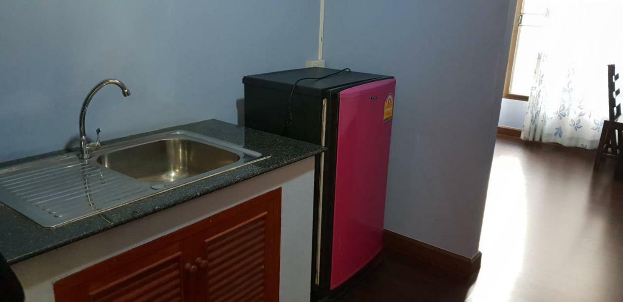 Room To Let Chiang Mai Bagian luar foto