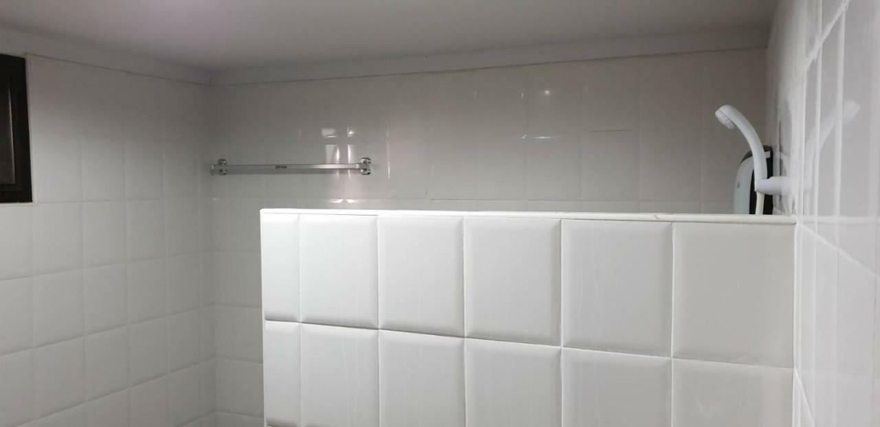Room To Let Chiang Mai Bagian luar foto