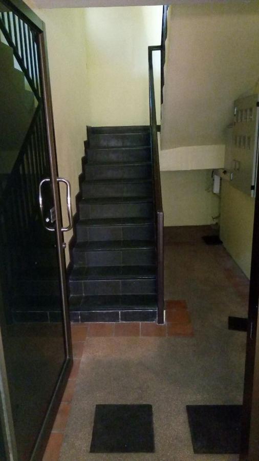Room To Let Chiang Mai Bagian luar foto