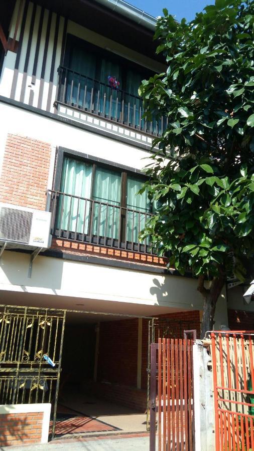 Room To Let Chiang Mai Bagian luar foto